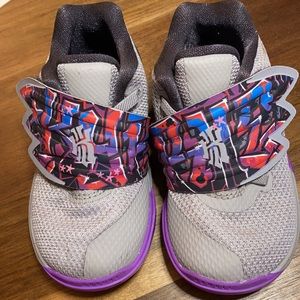 Nike Kyrie 5 Grafiti Toddler Sneakers